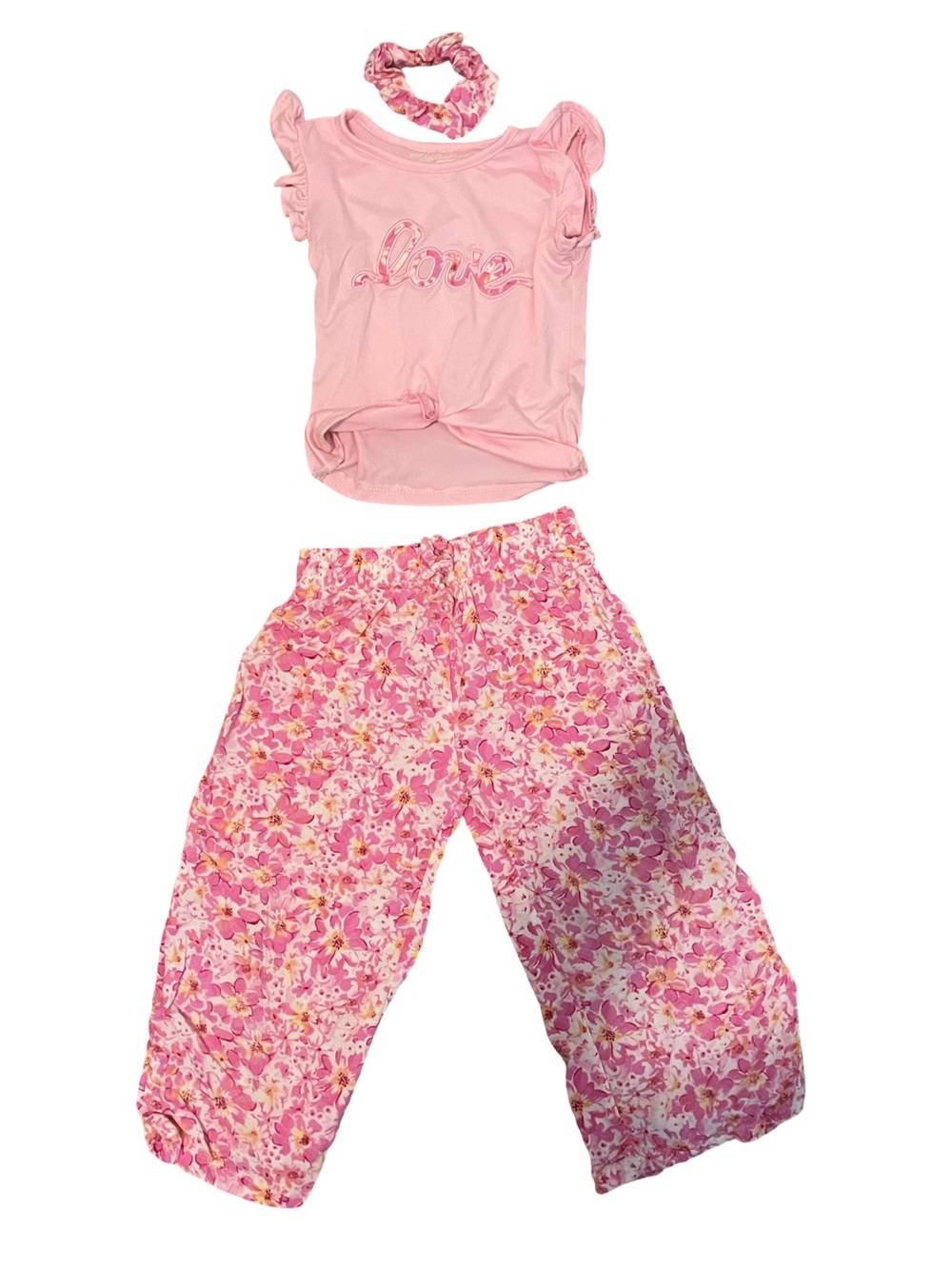 btween Pink 'Love' MatchingSet with Floral Pants and Scrunchie Size: 3T.